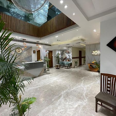 Hotel Aura Grand By Levelup Hotels Amritsar Eksteriør billede
