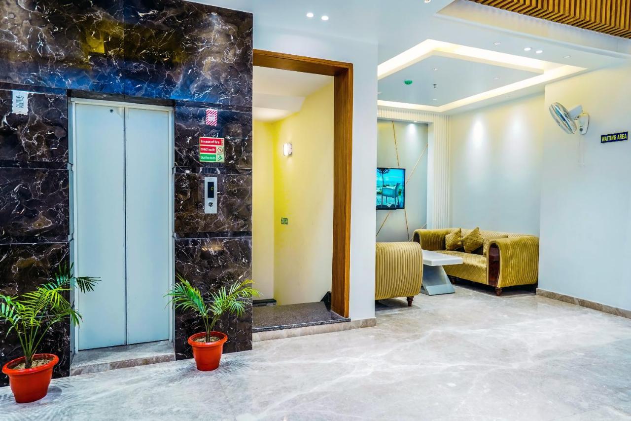 Hotel Aura Grand By Levelup Hotels Amritsar Eksteriør billede
