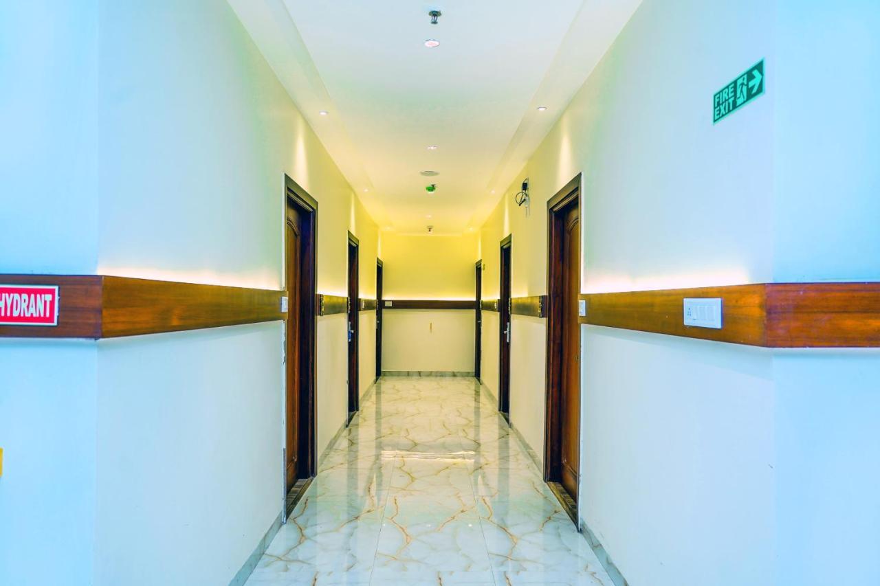 Hotel Aura Grand By Levelup Hotels Amritsar Eksteriør billede
